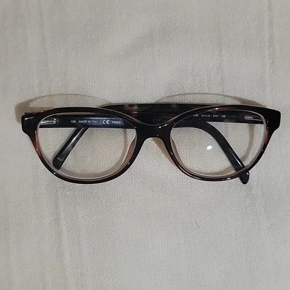 Fendi - Picture 4 of 8